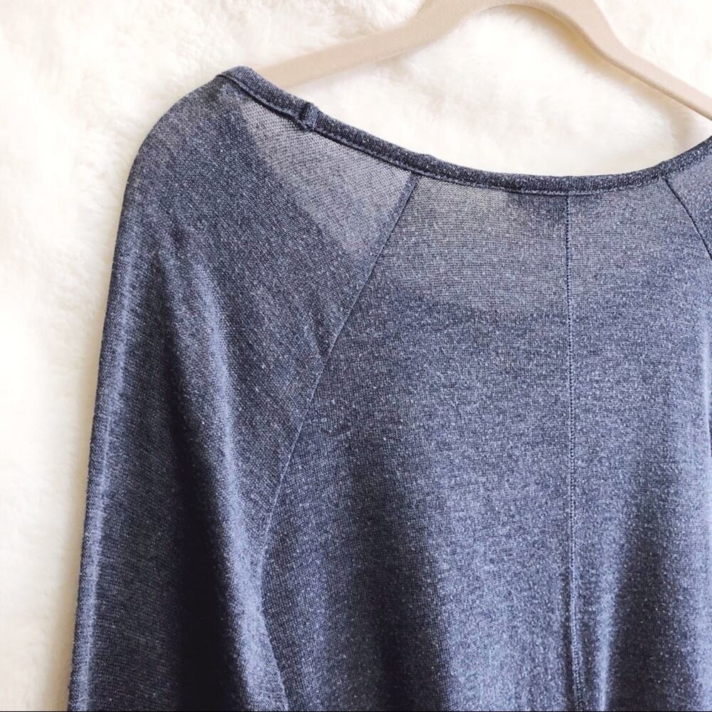 Forever 21 Contemporary Blue Long Sleeve Top - Picture 4 of 8